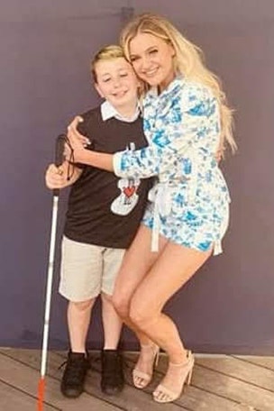 Star surprises blind boy battling cancer