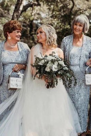 There's something unique about these flower girls ...