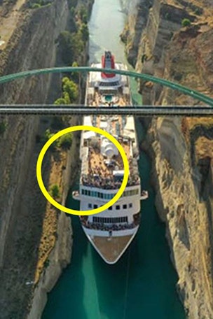 Cruise makes history