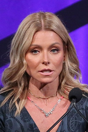 Fans slam 'out of touch' Ripa