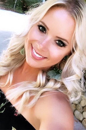 Country star's wife is terminal