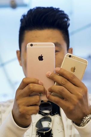 Are you a smartphone addict?