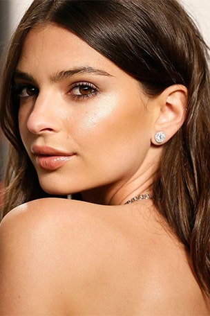EmRata poses nearly nude