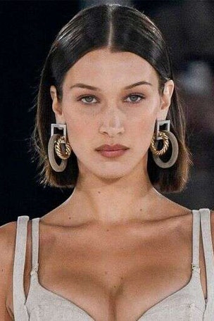 Model bares ALL