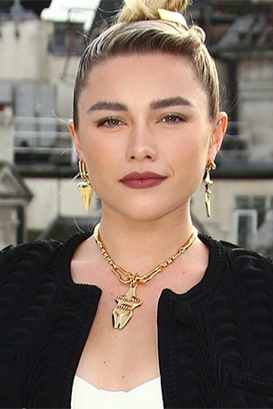 Star DEFENDS 21-year age gap
