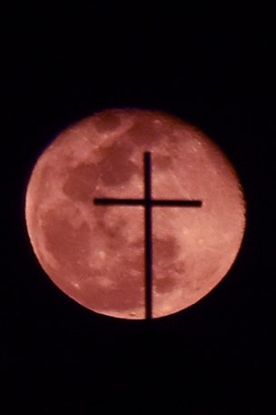 Get set for super pink moon