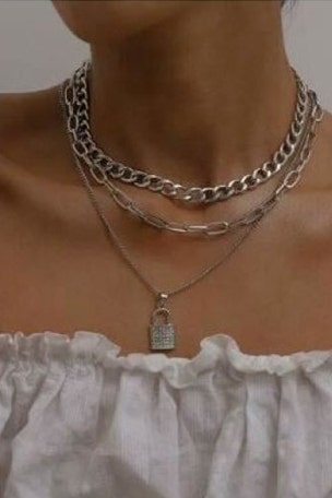 SEE IT: Retailer pulls OFFENSIVE necklace