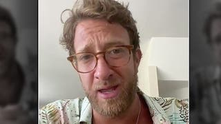 Dave Portnoy apologizes to staff after vowing not to 'bend the knee' to critics