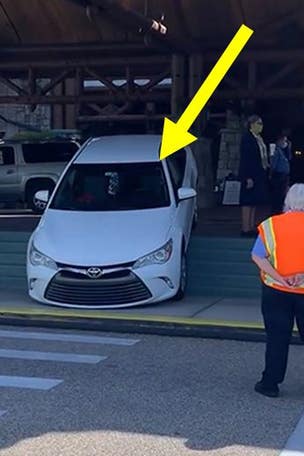 Disney hotel guest gets confused…