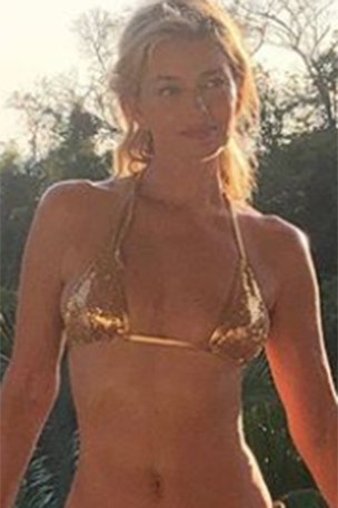Model bares ALL in topless pic