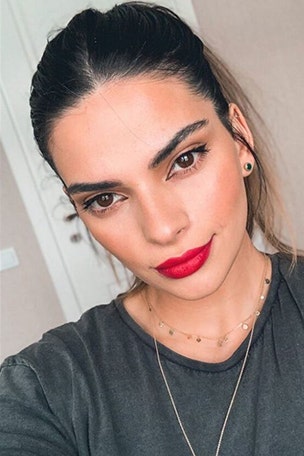 Jenner lookalike STUNS