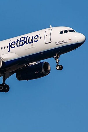 Airline says THIS about middle seats