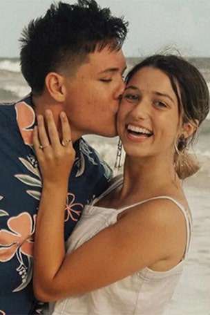 ‘Duck Dynasty’ star tells ALL on engagement