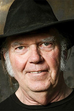 Singer calls it QUITS