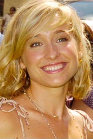 TV star files for DIVORCE