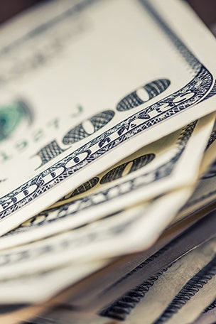 Couple raises $2,400 for waitress: Here's why