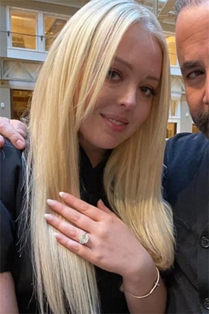 Trump's ring has HOW MANY carats?