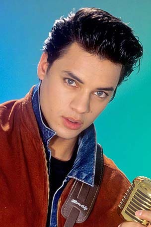 '80s pop star dead at 59
