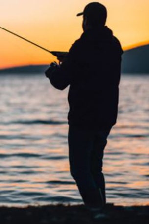 Fisherman SAVES drowning kid