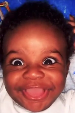 Baby's ADORABLE reaction goes viral