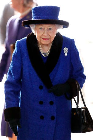 Queen Elizabeth spends NIGHT in hospital
