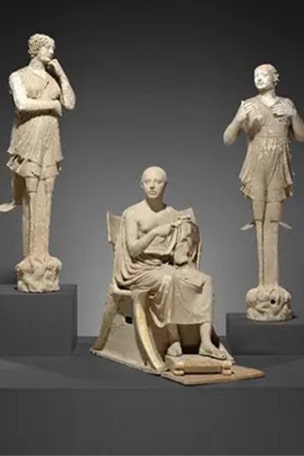Museum RETURNS sculptures to Italy