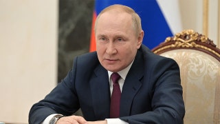 Putin offers $16,000 reward, honorary title to Russian women who have 10 children