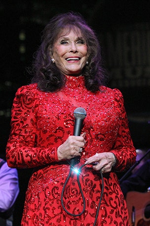 Loretta Lynn MOURNED