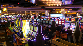 Casino clue leads FBI to man suspected in 14 bank robberies