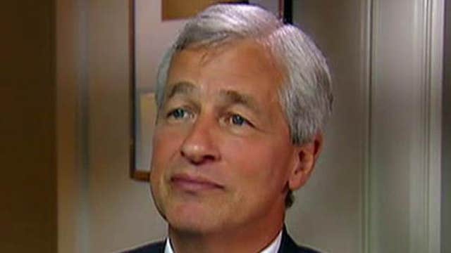 JPMorgan Chase CEO Jamie Dimon discusses his battle with cancer, the U.S. economy, the potential for interest rate hikes this year, and the 33rd annual JPMorgan Healthcare Conference.