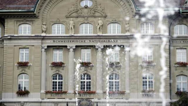 Swiss National Bank shocks markets after currency cap scrap