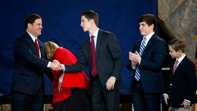 Arizona mandates students pass civics test before graduation