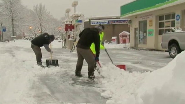 Avoiding the health risks from the cold and snow