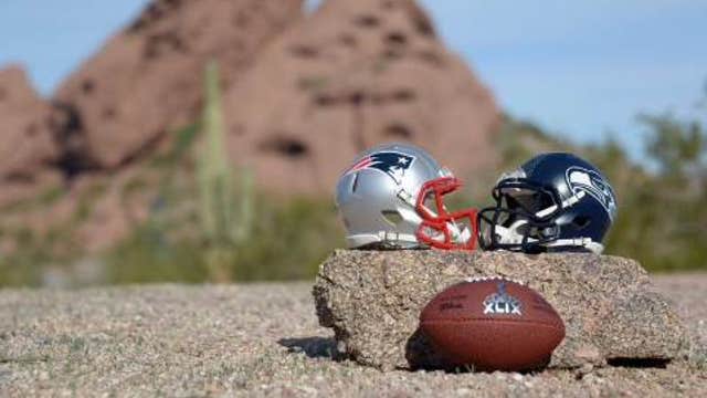 Excitement builds for fans at Super Bowl XLIX in Arizona