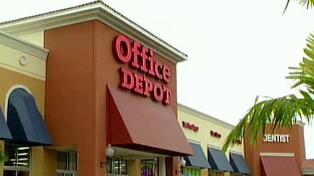 Staples, Office Depot reportedly in talks to merge 