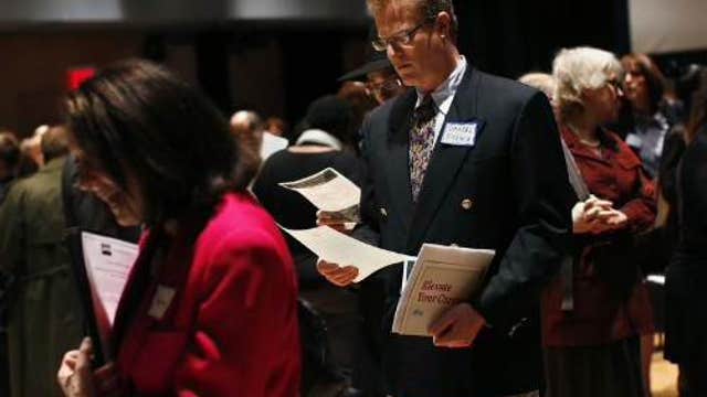 Unemployment rate ticks up as economy adds 257,000 jobs
