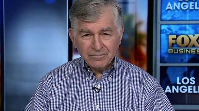 Dukakis: I think Hillary Clinton will be the nominee