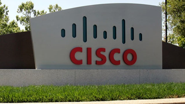 Cisco 2Q earnings top estimates