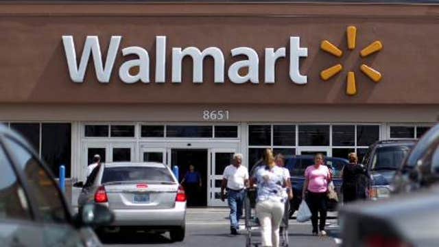 Wal-Mart beats on 4Q earnings, revenue misses