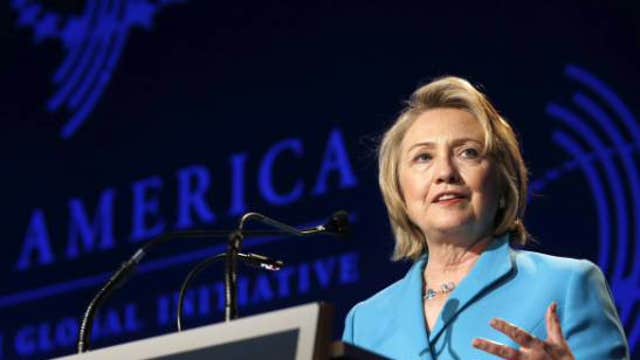 Hillary Clinton asks State Department to release emails