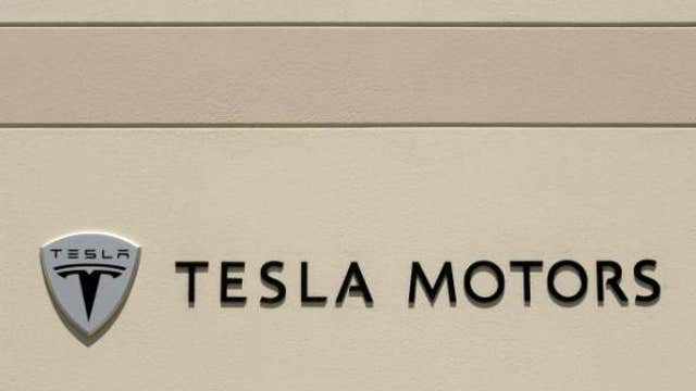 FBN’s Liz MacDonald discusses the details of Tesla’s release of risks ahead of its first-quarter earnings report.