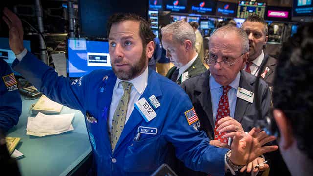 How to navigate volatility in the markets