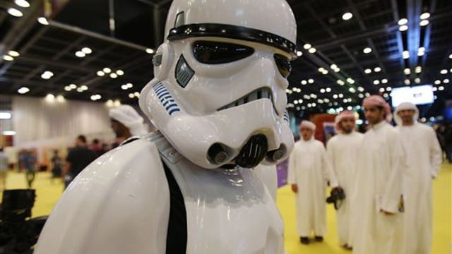 Fans buzzing about new ‘Star Wars’ 