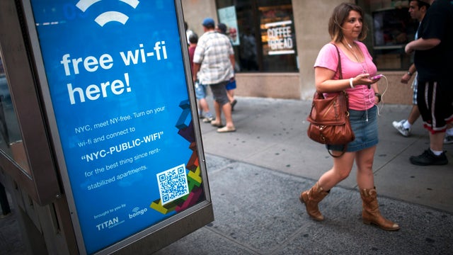 Payphones will become free wireless hotspots in NYC 