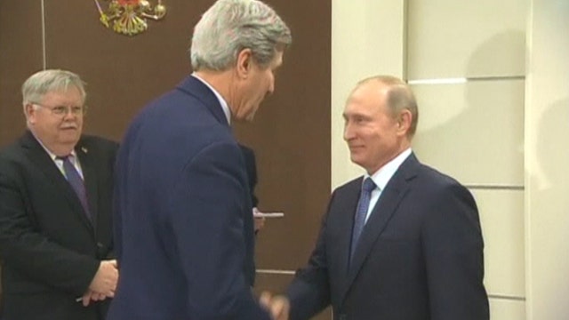 John Kerry flies to Russia to discuss Ukraine, Syria