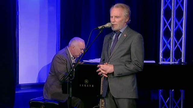JD Souther performs ‘I’ll Take Care of You’