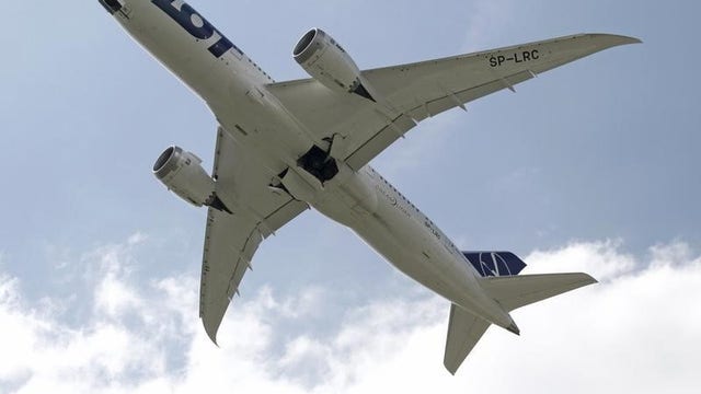 Cyber expert warns U.S. vulnerable to airline hacks  