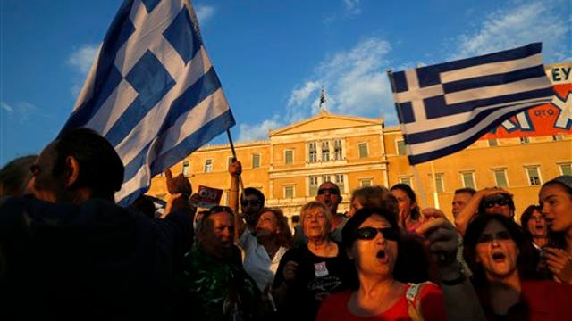 JPM Exec: Greece isn’t that big of a big deal 