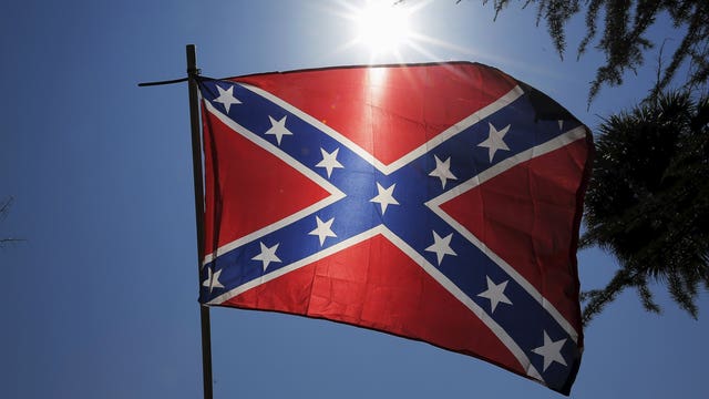 South Carolina clears KKK’s pro-Confederate flag rally at capitol