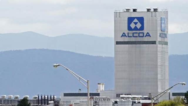 Alcoa kicks off earnings season with mixed report